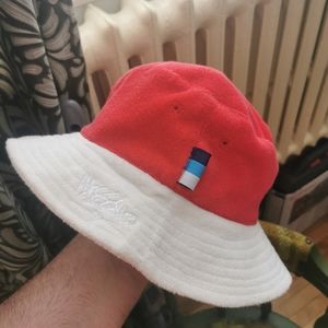 Massimo brand Bucket Hat (fuzzy)